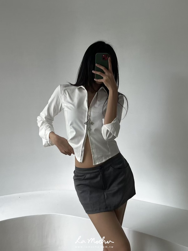 口袋包臀西裝裙